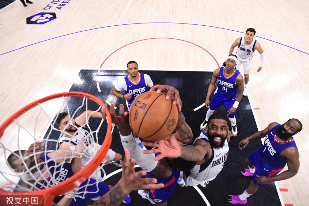 和球员之间 和球员之间